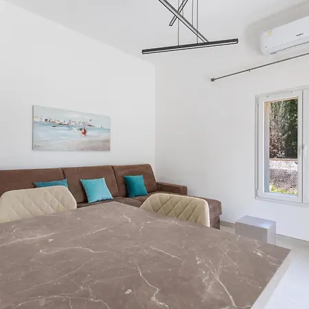 Zeituna Holiday home *