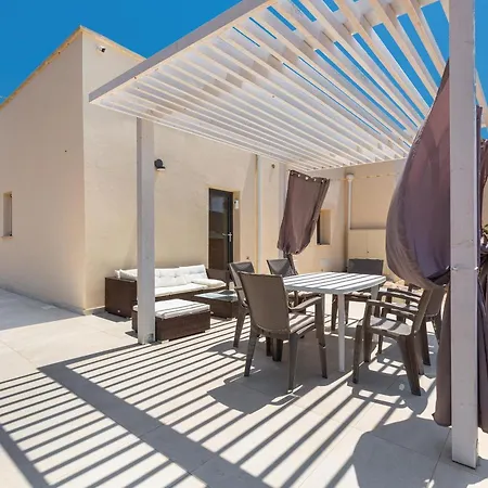 Holiday home Zeituna *